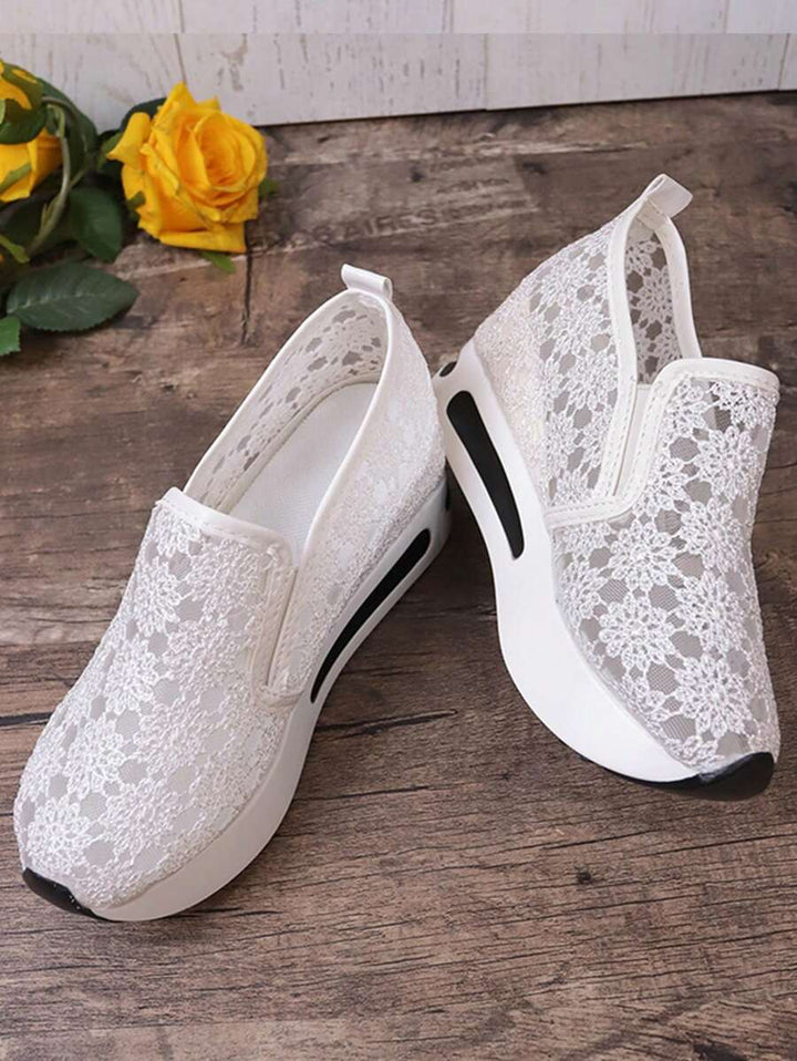 Anežka | Sneakers met Klittenband en Kantens