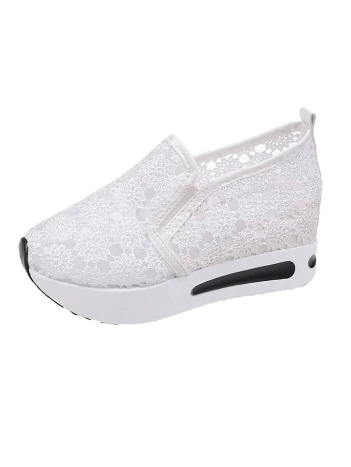 Anežka | Sneakers met Klittenband en Kantens