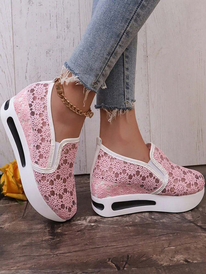Anežka | Sneakers met Klittenband en Kantens