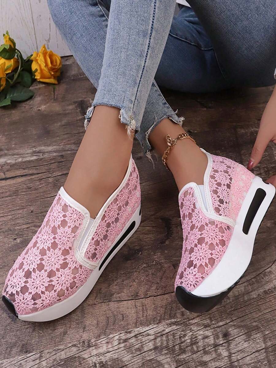 Anežka | Sneakers met Klittenband en Kantens