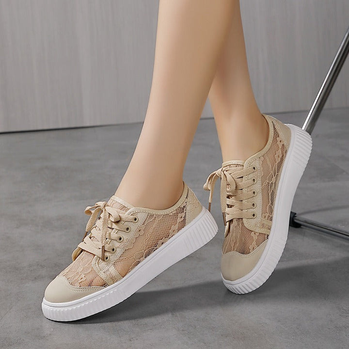 Květa | Kant Lace-Up Sneakers