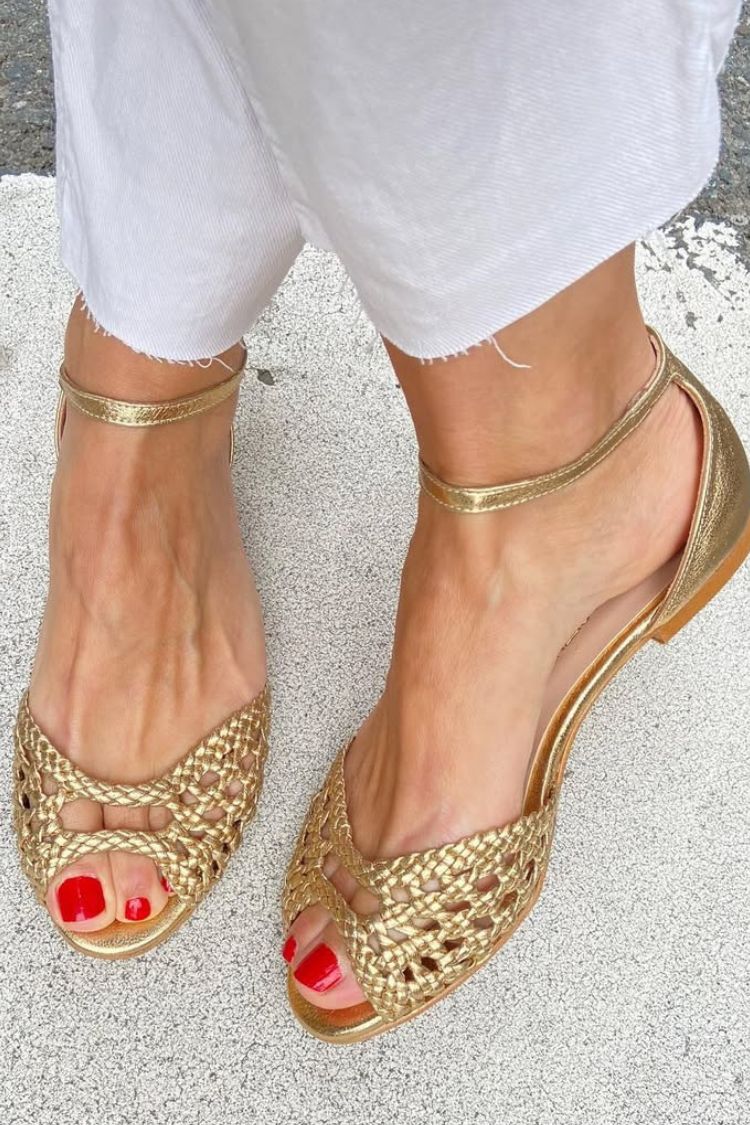 Isadora Gouden Gevlochten Sandalen
