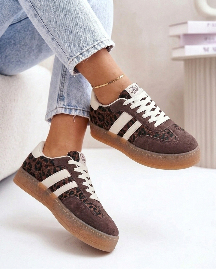 Aline | Bruine Sneakers