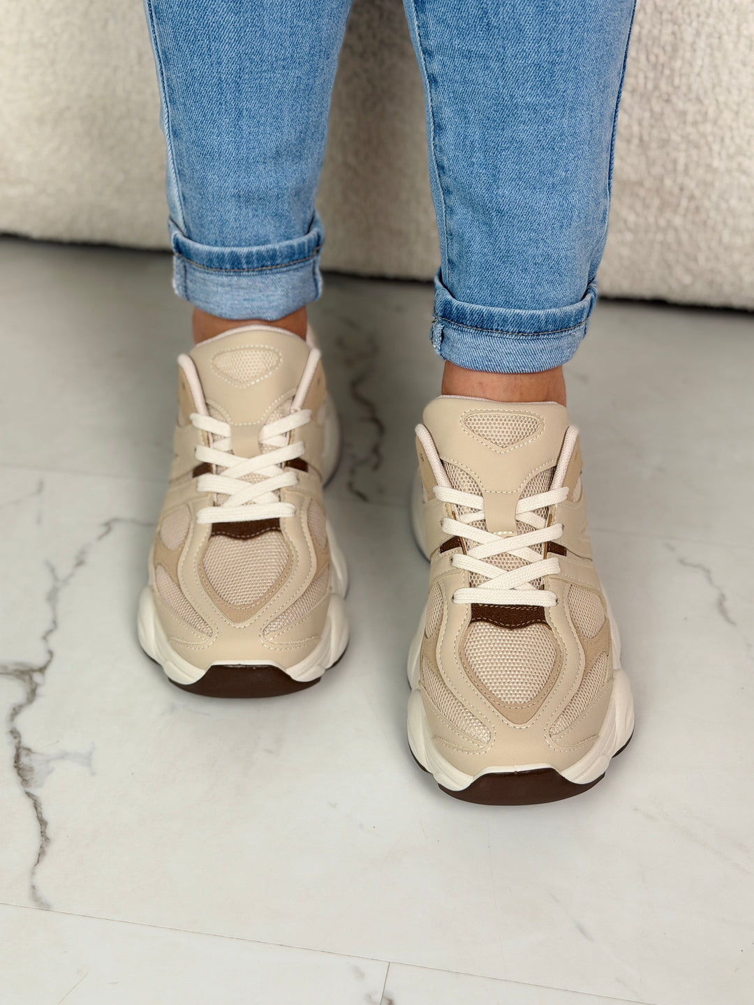 Viva | Beige Sneakers