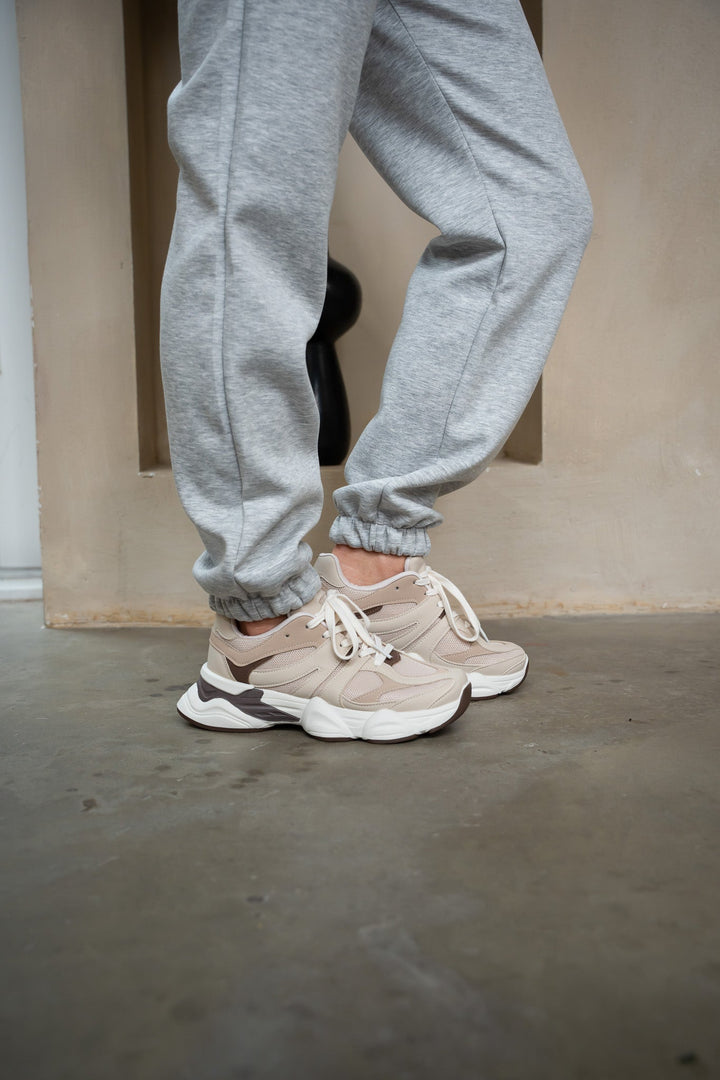 Viva | Beige Sneakers