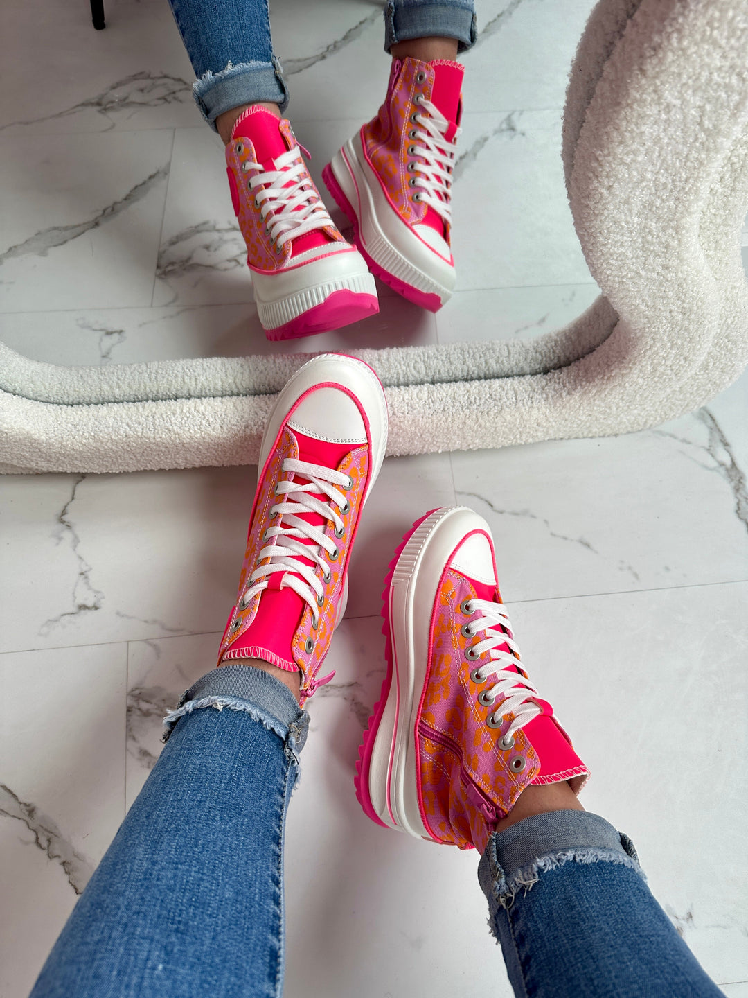 Smills | Fuchsia Sneakers