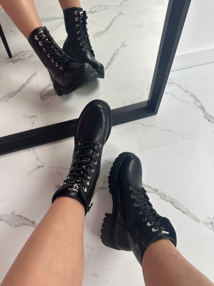Sarina | Chunky Veterboots