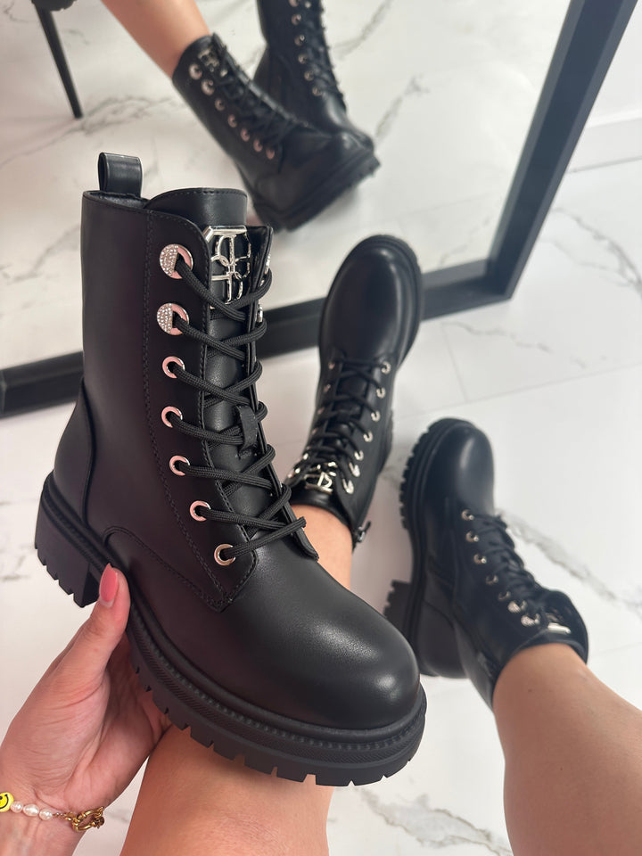 Sarina | Chunky Veterboots
