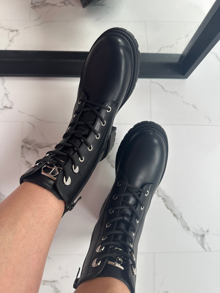 Sarina | Chunky Veterboots