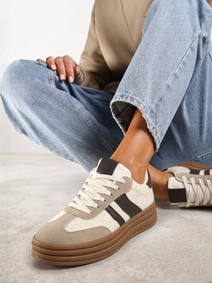 Irene | Bruine Sneakers