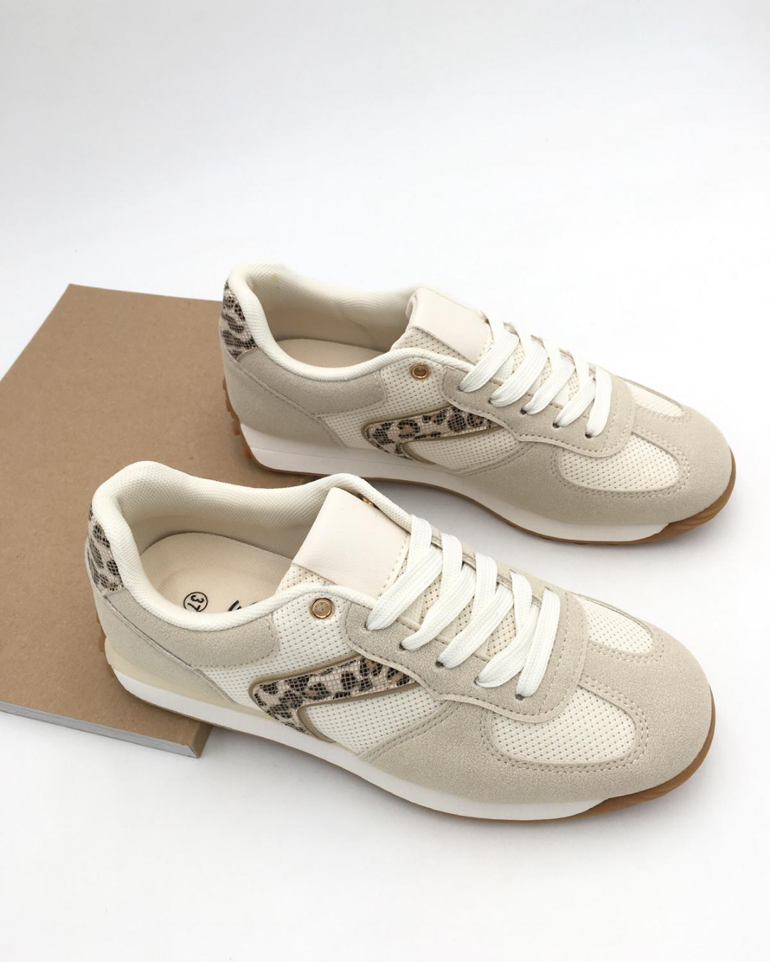 Jilly | Beige Sneakers