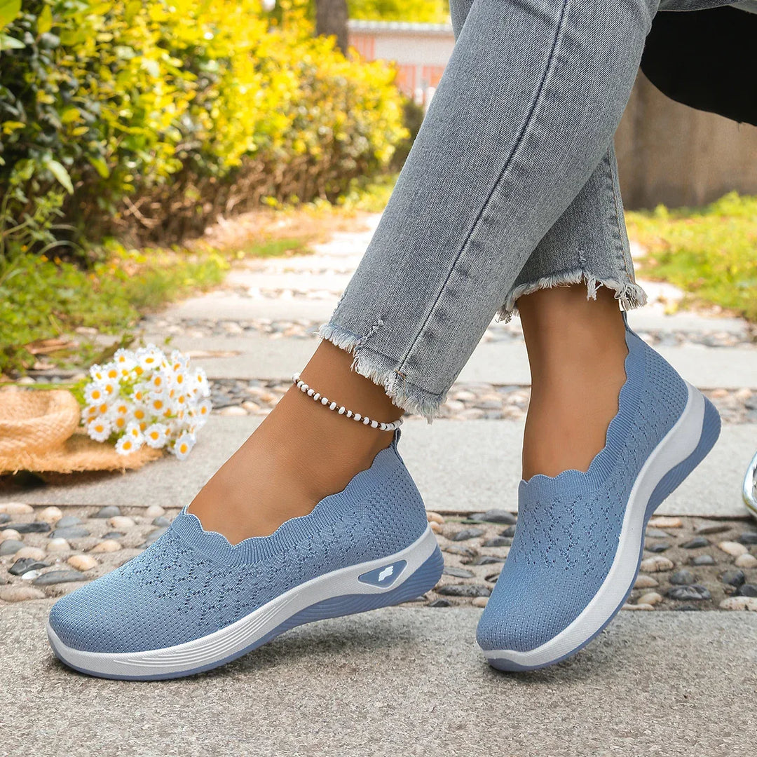 Obláček - Ademend Slip-On Sneakers met Golfpatroon