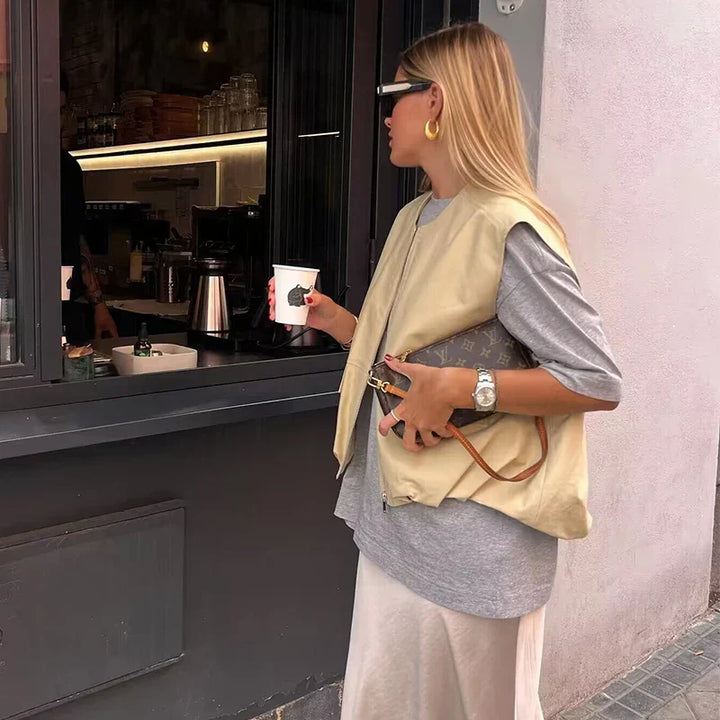 Ivetta - Stylish Elegance Vest