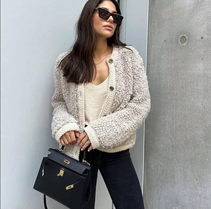 Ilja | Dames Teddy Strikjack met Zachte Textuur – Luxe Comfort voor Winterwarmte