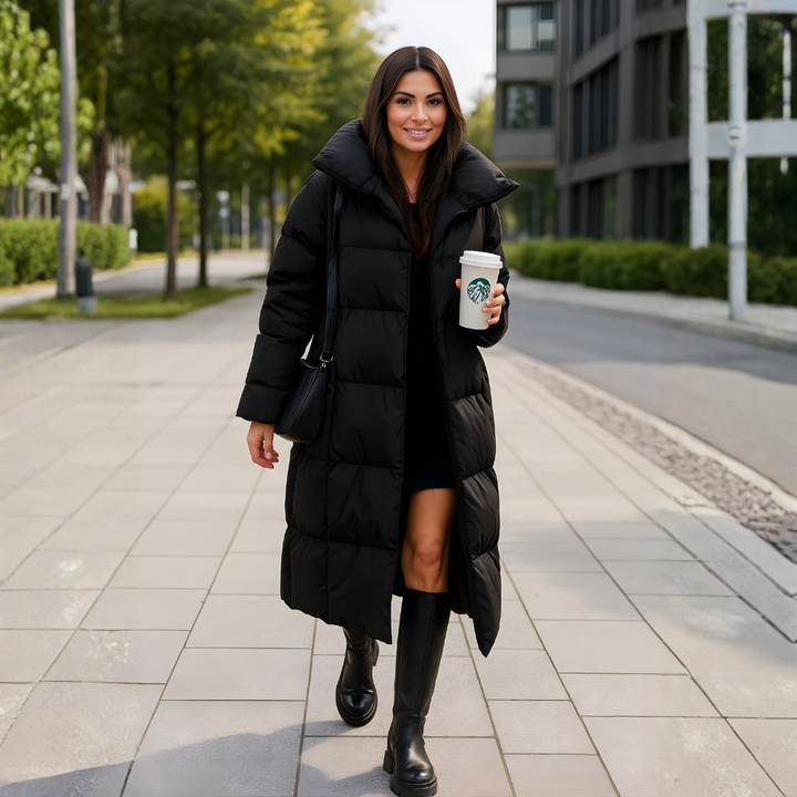 Elegante Lange Winterjas voor Dames – Warm Gevoerd in Zwart, Perfect voor Koude Seizoenen en Casual Looks