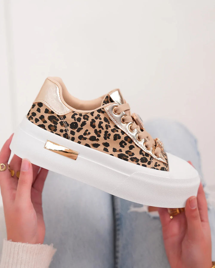Joanna Leo Athletic Shoe