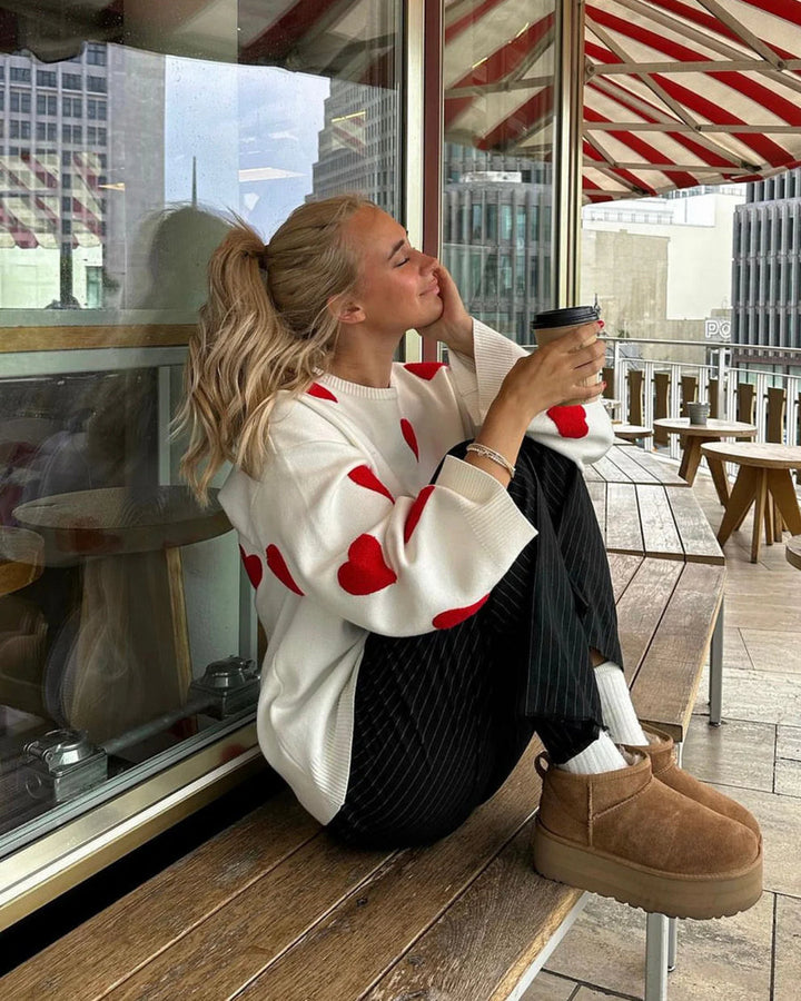 Dolce Comfy Love Sweater | Damestrui van 100% Katoen met Oversized Fit en Verweerde Accenten